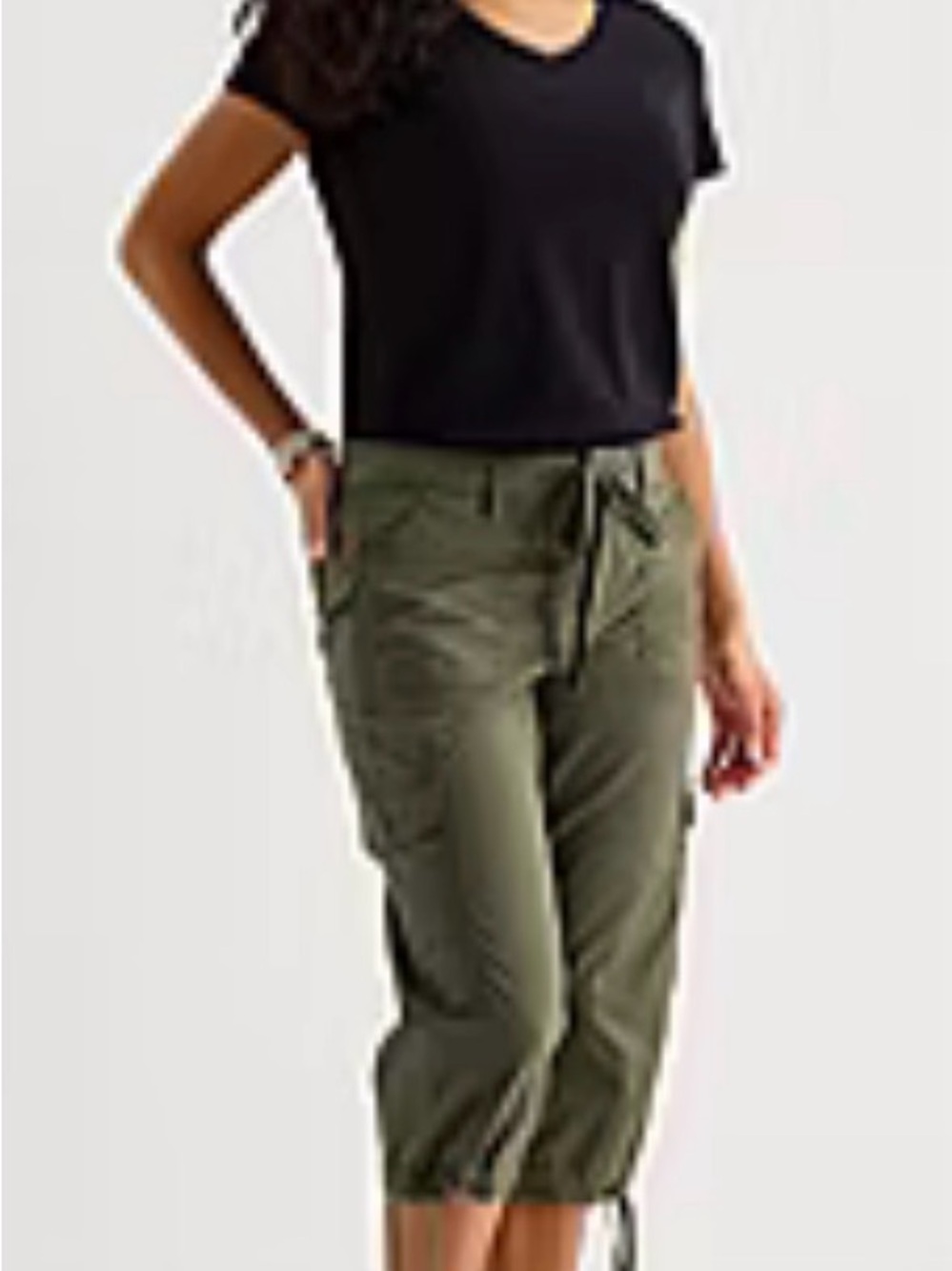 St Johns Bay Women's Olive Tall Straight Mid Rise Cargo Capri Pants NWT